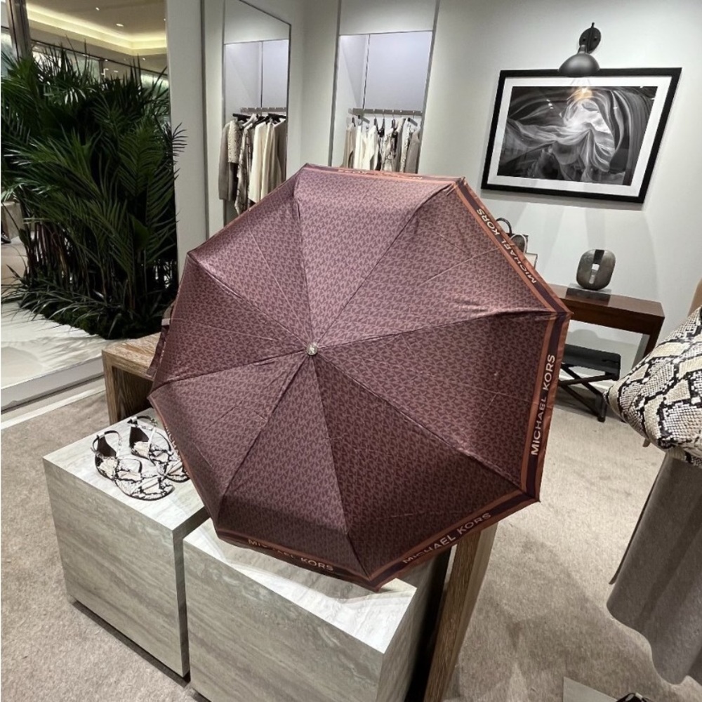 NWT Michael Kors Umbrella “MK” Logo Signature Design Brown.
